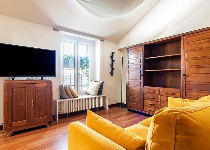 Easyhomes Duomo View